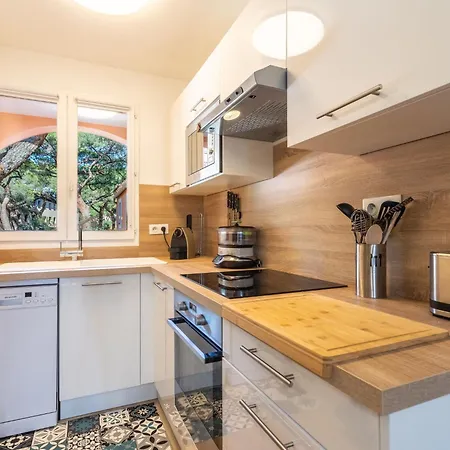 Apartment Les Maldives-2 By Interhome